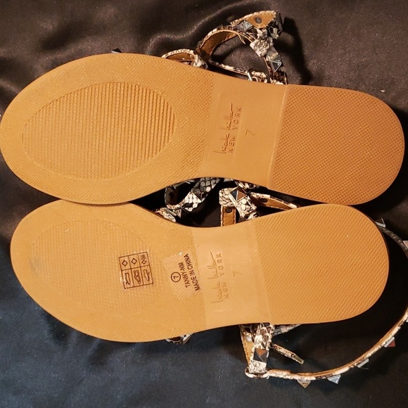 Nicole Miller triple strap, ankle wrap snakeskin print sandals - Picture 5 of 5